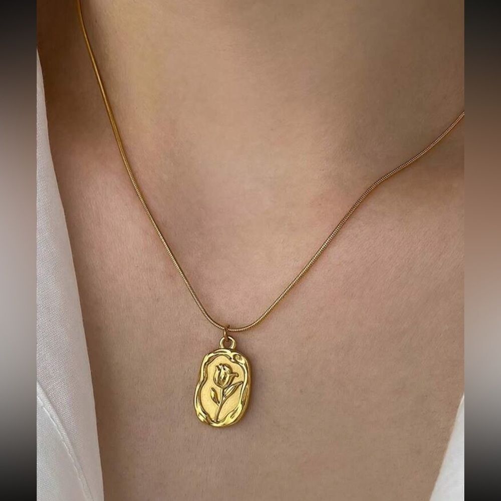 Gold rose Necklace N839 - Picture 2 of 6